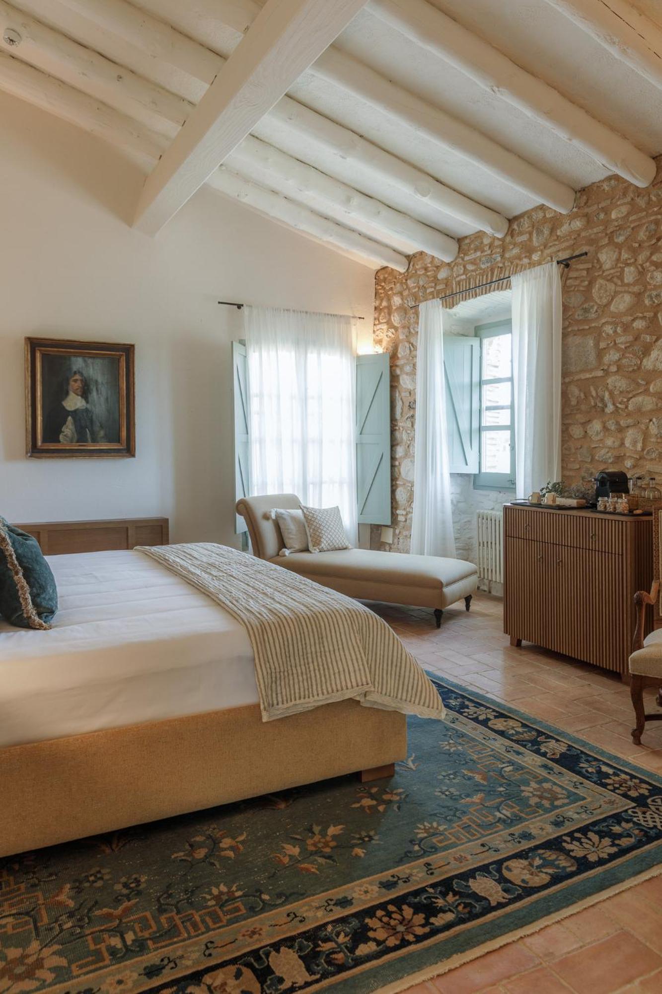Hotel Castell De Vallgornera Peralada Exterior photo